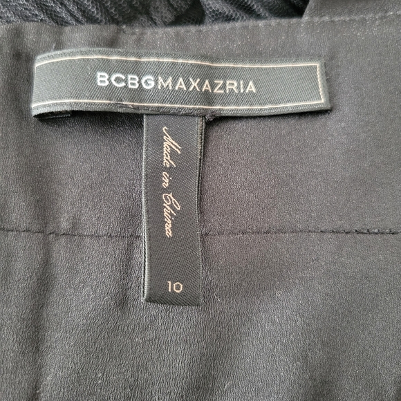 BCBGMAXAZRIA gown with a mini slip Underneath Tiered Ruffle. - Picture 9 of 12